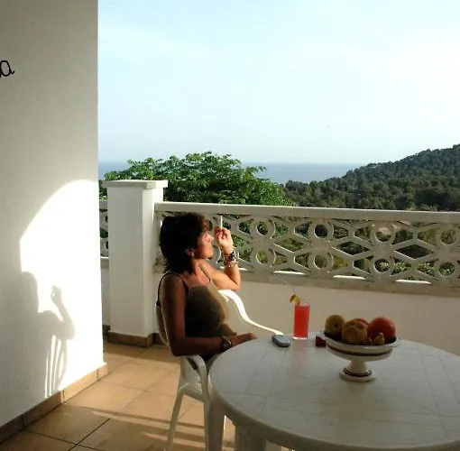 Famara アパート リョレート・デ・マル